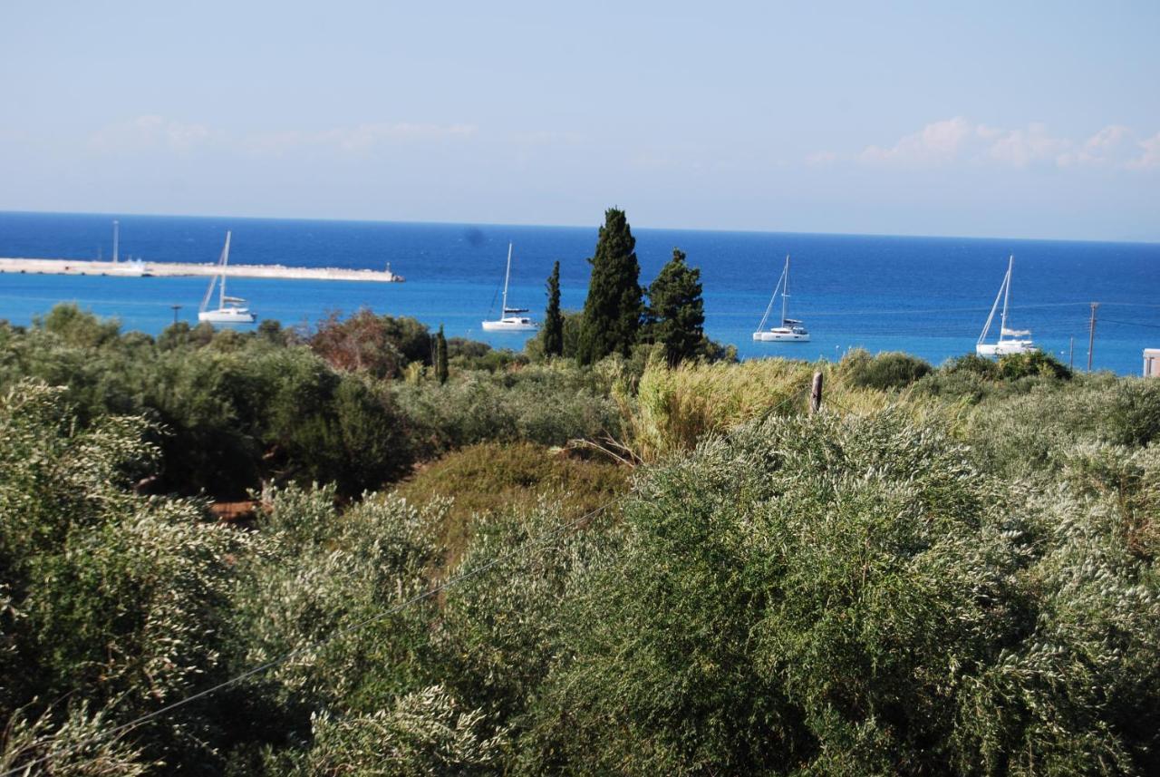 Traditional Room The Small Museum Ionian Sea Kastro-Kyllini Exterior foto